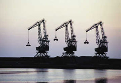 &ldquo;三桶油&rdquo;布局加拿大，美國受益？