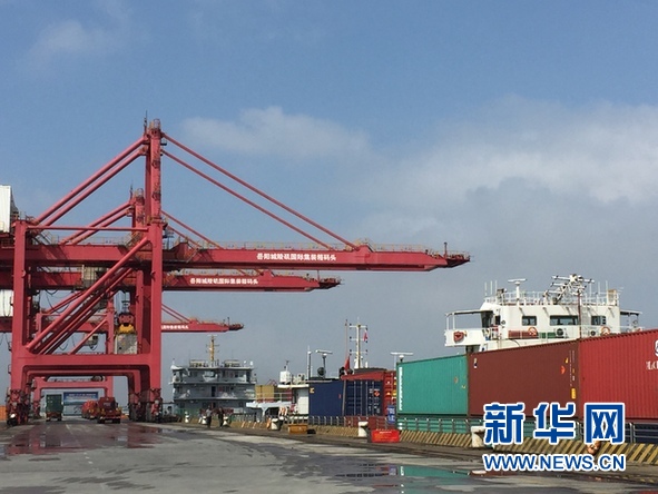 岳陽經(jīng)濟新圖景：通道路、重港口、優(yōu)布局