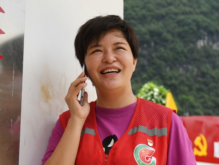 &ldquo;帶著家人去扶貧&rdquo;毛鑫