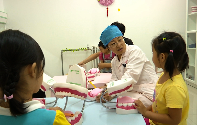 致敬偉大改革｜對話40年，講述身邊的健康故事（第三十一集）&mdash;&mdash;熒屏上醫(yī)療那些事