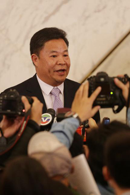 新聞，就是要搶！