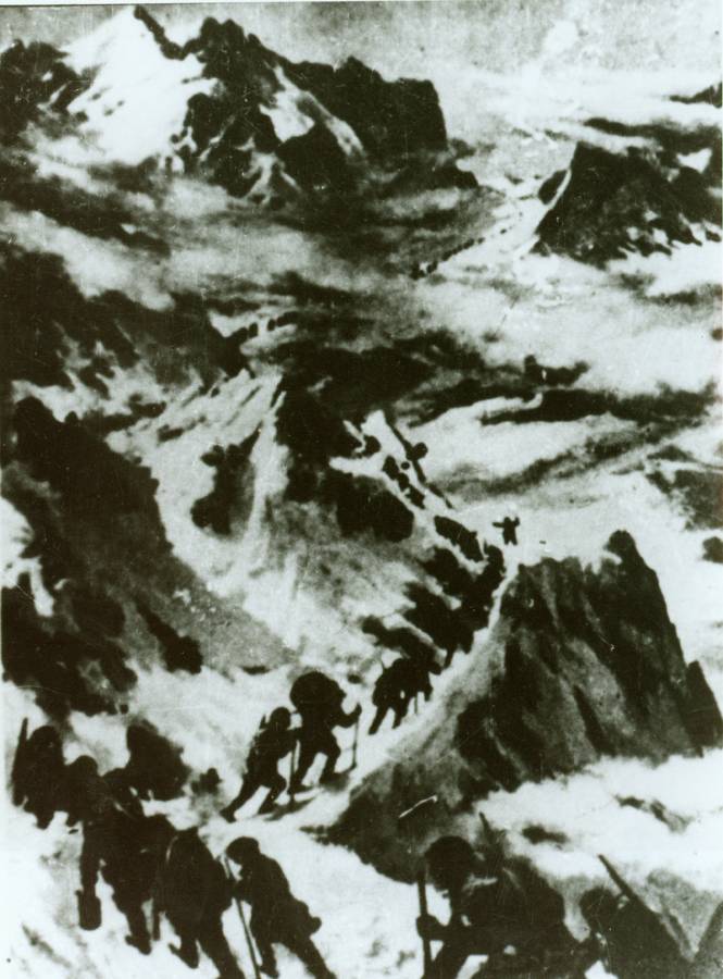 &uarr;資料圖片：紅軍過打鼓山。（圖片由陸軍第16集團(tuán)軍某紅軍團(tuán)提供）