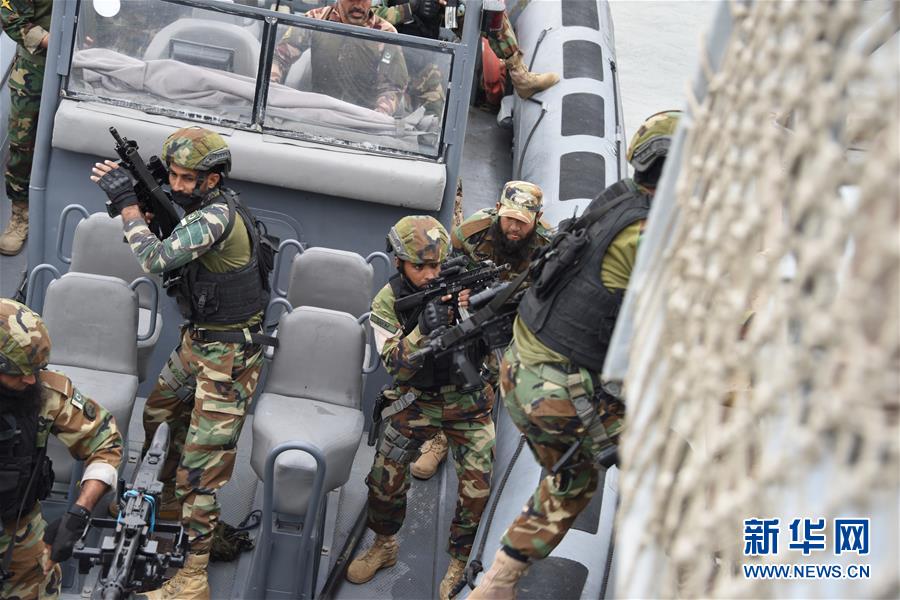 （圖文互動(dòng)&middot;國際）（2）&ldquo;海洋衛(wèi)士-2020&rdquo;中巴海上聯(lián)演：結(jié)束港岸交流轉(zhuǎn)入海上實(shí)兵實(shí)彈演練