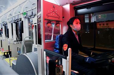 &ldquo;城市擺渡人&rdquo;的堅(jiān)守