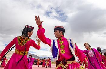 盛裝起舞 好戲連臺(tái)