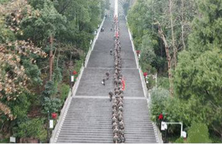 陸軍軍醫(yī)大學(xué)開(kāi)展&ldquo;重走紅軍長(zhǎng)征路&rdquo;活動(dòng)