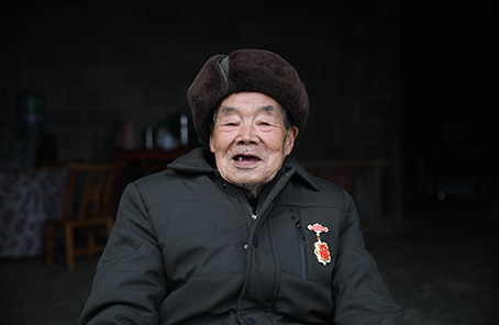 &ldquo;死守陣地，決不能后退一寸&rdquo;&mdash;&mdash;記抗美援朝老兵黃忠茂