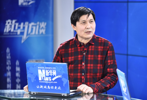 《凈潔乾坤》整個畫面以雪景為背景，表現(xiàn)的是東北大興安嶺那一帶的民族風(fēng)情。這個畫的境界是指洗刷污濁，洗刷人間那些烏煙瘴氣的丑惡東西，意義深刻。