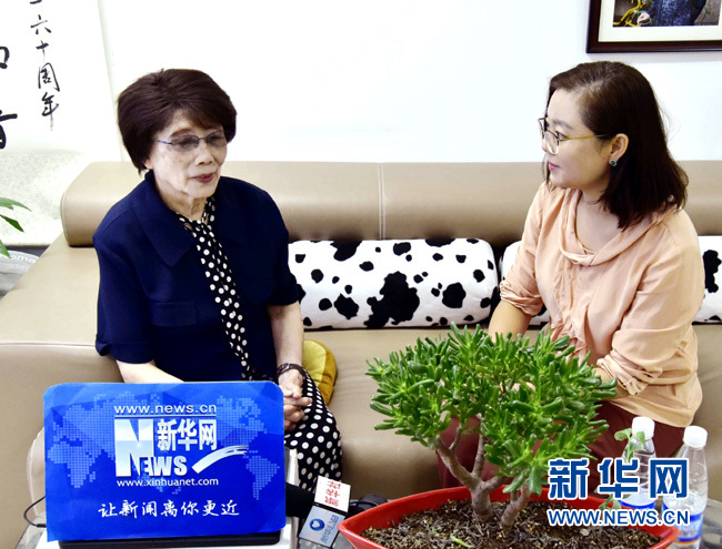 電波永不消逝，隨著時(shí)代發(fā)展傳播可能會(huì)有多種形式，年輕播音員要不忘初心，在如今優(yōu)越條件下更應(yīng)砥礪自己。