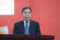 全國人大教科文衛(wèi)委員會主任委員、清華大學(xué)新聞出版學(xué)院院長柳斌杰致辭