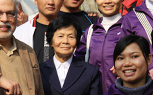 中國(guó)科學(xué)院院士、歸僑鄭守儀