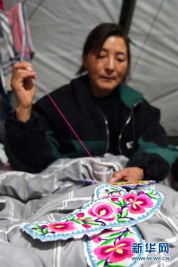 （新春走基層）（12）石油物探隊(duì)的&ldquo;女漢子&rdquo;