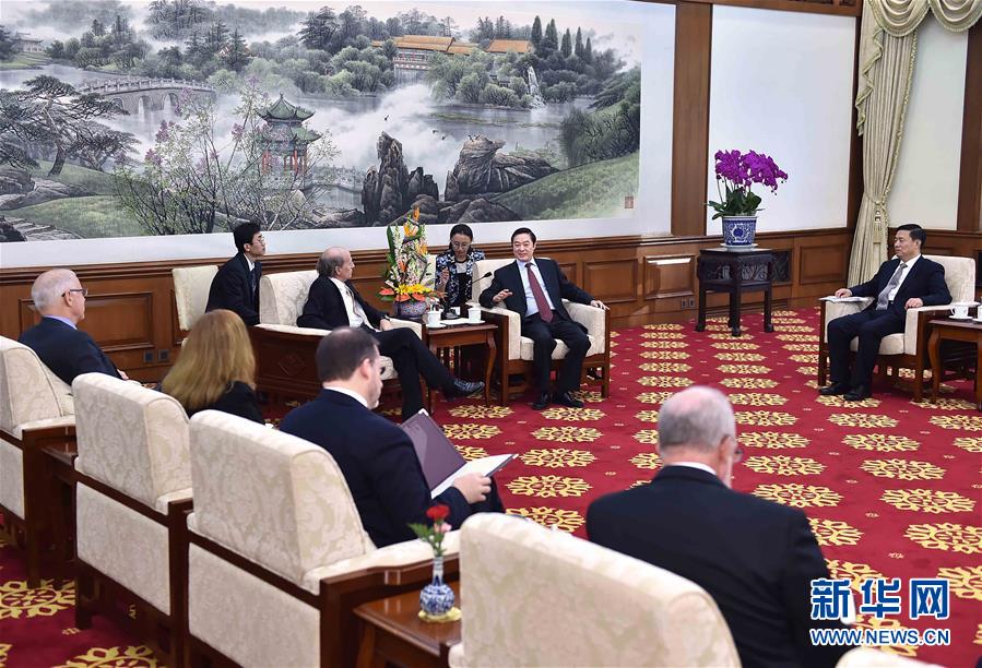 (XHDW)劉奇葆會(huì)見(jiàn)美國(guó)智庫(kù)專家