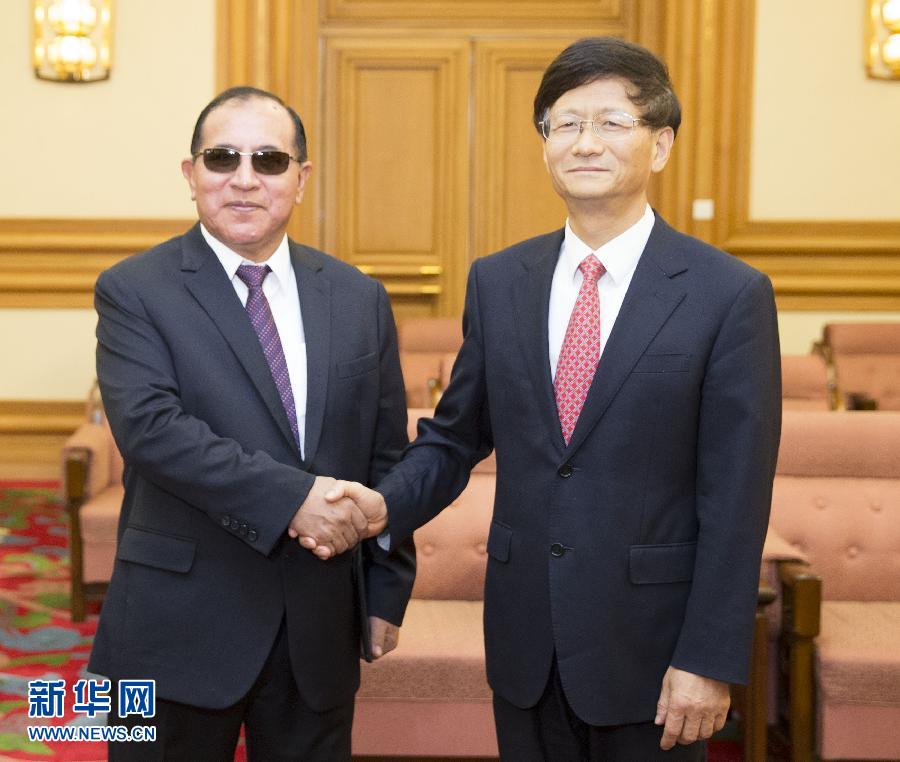 9月5日，中共中央政治局委員、中央政法委書記孟建柱在北京會(huì)見秘魯最高法院院長維克托&middot;盧卡斯&middot;蒂科納。 新華社記者 黃敬文 攝 