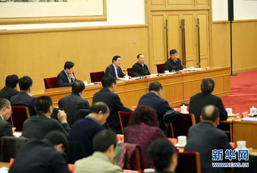 3月23日，治國理政論壇&ldquo;&lsquo;四個(gè)全面&rsquo;戰(zhàn)略布局系列理論研討會(huì)&rdquo;首場研討會(huì)在北京召開，中共中央政治局委員、中央書記處書記、中宣部部長劉奇葆出席會(huì)議并講話。新華社記者 劉衛(wèi)兵 攝
