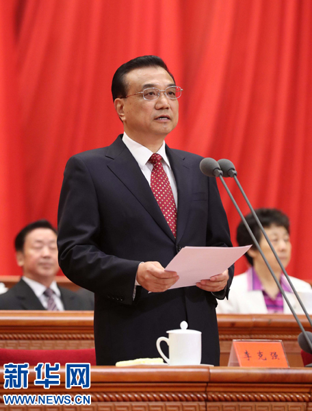 8月1日，慶祝中國人民解放軍建軍90周年大會在北京人民大會堂隆重舉行。中共中央政治局常委、國務(wù)院總理李克強(qiáng)主持大會。新華社記者 劉衛(wèi)兵 攝