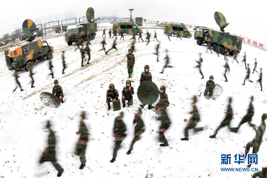 （新華全媒頭條&middot;圖文互動(dòng)）（9）備戰(zhàn)踏上新起點(diǎn)，練兵展現(xiàn)新氣象&mdash;&mdash;2018中國(guó)軍隊(duì)新年開訓(xùn)全景大掃描