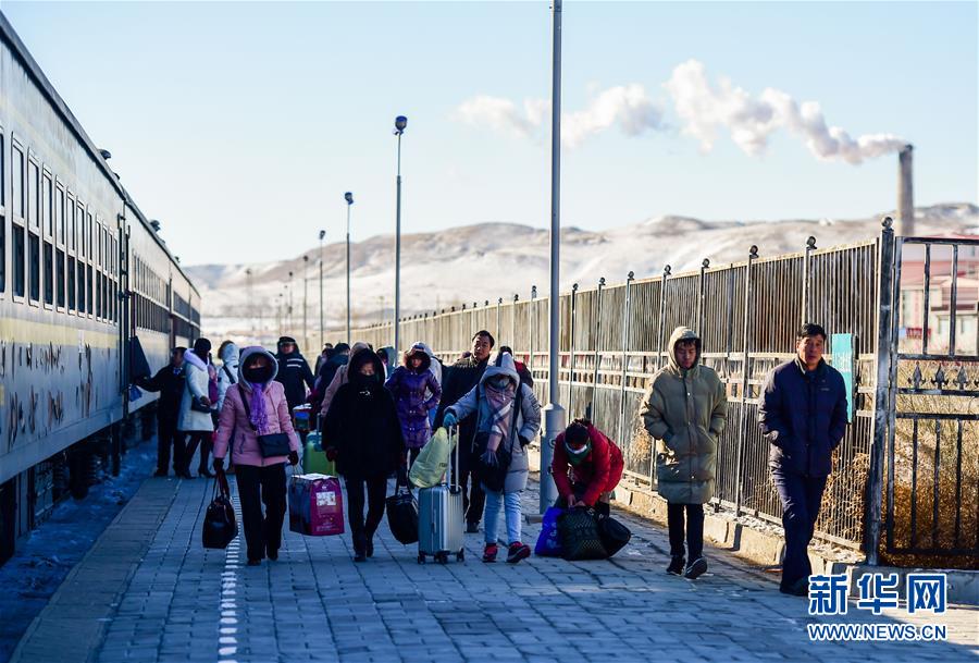 （圖片故事）（5）草原上的&ldquo;便民巴士&rdquo;