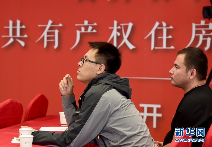 （圖文互動）（3）藍(lán)天白云講述北京新時代新故事&mdash;&mdash;北京站上新時代發(fā)展新起點