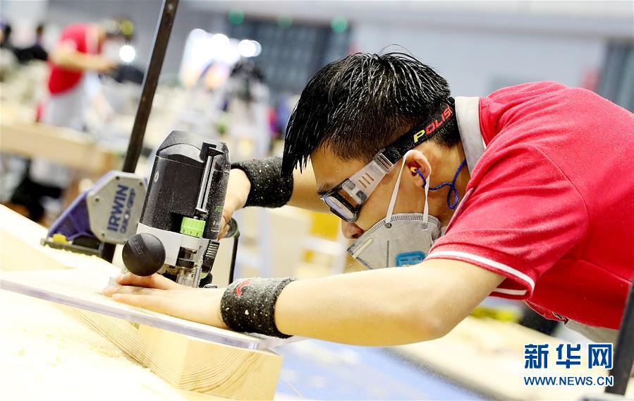 （新華全媒頭條&middot;圖文互動）（5）上下合力，聚力破障，開辟&ldquo;大國工匠&rdquo;建設(shè)新格局