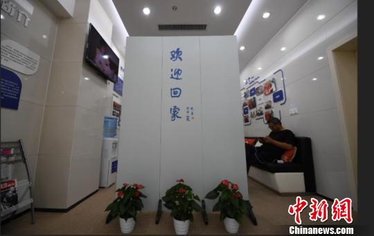 3200余個杭州愛心驛站:酷暑嚴寒中的“人情味道”