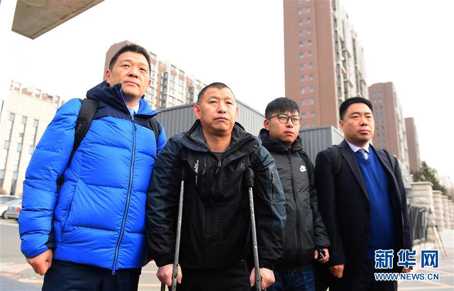 (新華全媒頭條·圖文互動(dòng))(10)新華社評(píng)論員:向著更加壯闊的航程——致敬改革開放40周年