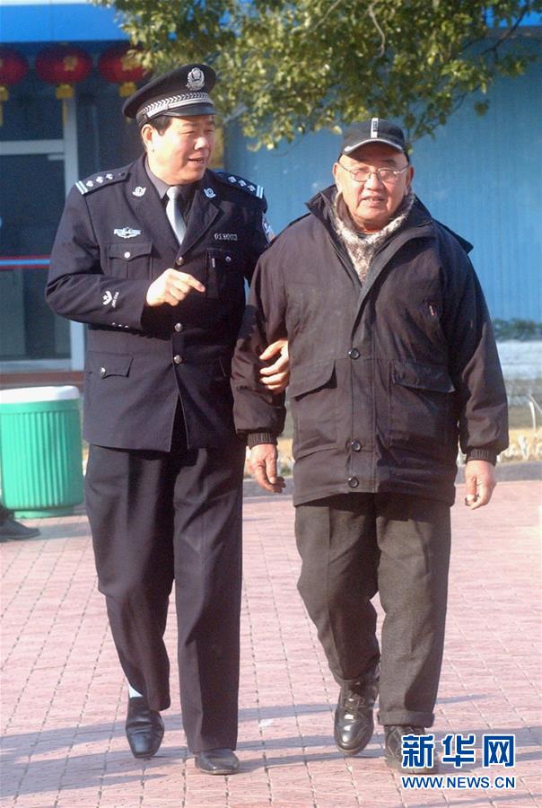 （改革先鋒風(fēng)采&middot;圖文互動）（3）邱娥國：串百家門，認(rèn)百家人，知百家情，辦百家事 