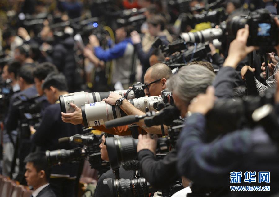 （兩會(huì)&middot;政協(xié)開幕）（10）全國(guó)政協(xié)十三屆一次會(huì)議在京開幕