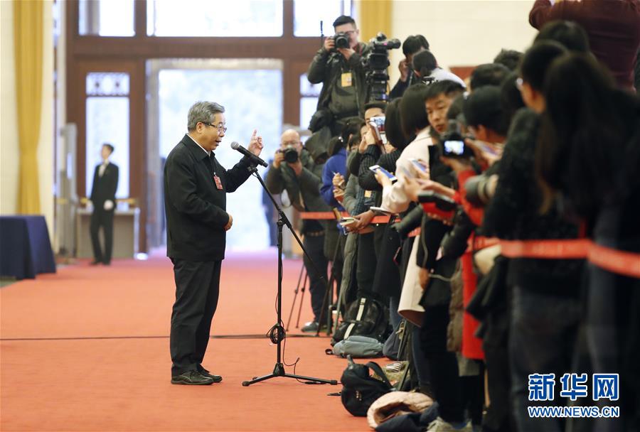 （兩會(huì)&middot;政協(xié)開(kāi)幕）（1）采訪部長(zhǎng)