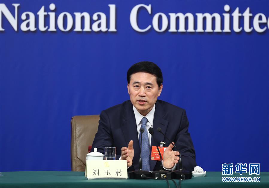 （兩會(huì)&middot;XHDW）（9）政協(xié)委員談提高保障和改善民生水平