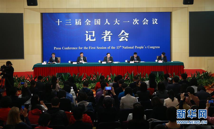 （兩會&middot;XHDW）（1）科技部部長萬鋼等就&ldquo;加快建設(shè)創(chuàng)新型國家&rdquo;答記者問