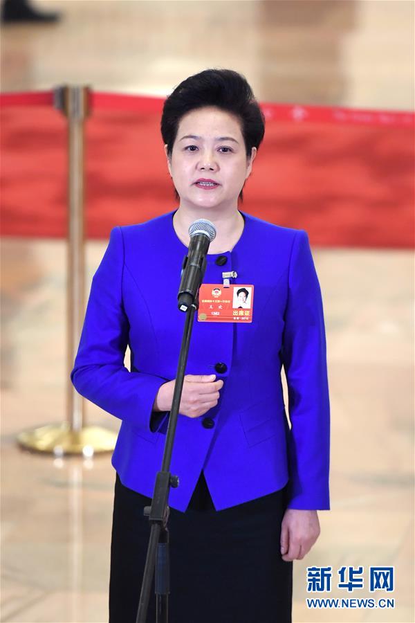 （兩會(huì)&middot;XHDW）（6）全國(guó)政協(xié)委員接受采訪