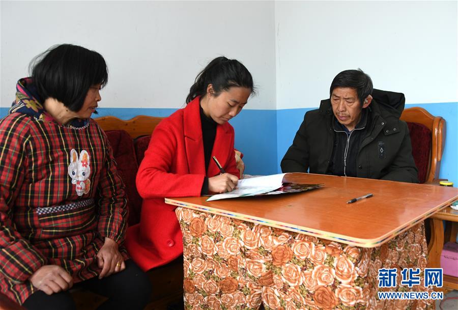 （兩會(huì)&middot;基層代表履職故事）（7）全國(guó)人大代表程桔：治理村莊環(huán)境 發(fā)展鄉(xiāng)村旅游