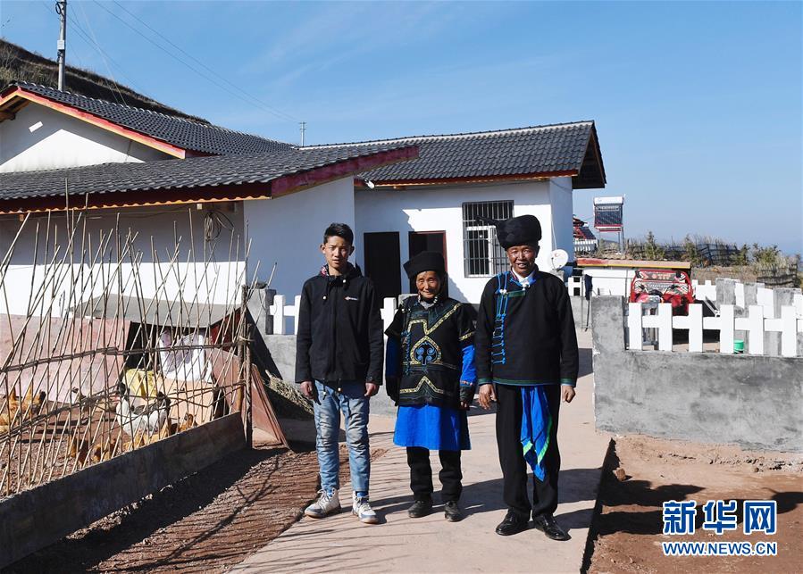 （新華全媒頭條&middot;圖文互動(dòng)）（7）風(fēng)正一帆懸&mdash;&mdash;以習(xí)近平同志為核心的黨中央治國理政一年間