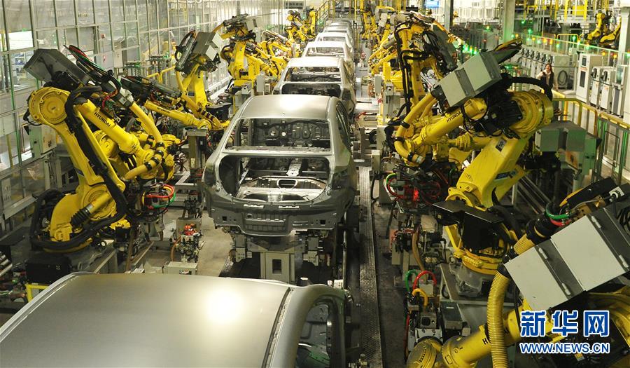 （新華全媒頭條&middot;圖文互動(dòng)）（4）首超90萬(wàn)億元！中國(guó)經(jīng)濟(jì)交出穩(wěn)中有進(jìn)成績(jī)單