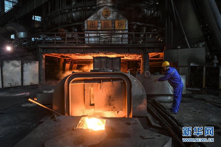 (新華全媒頭條·圖文互動(dòng))(3)奮力開(kāi)創(chuàng)新局——貫徹習(xí)近平總書記重要講話精神推動(dòng)?xùn)|北全面振興述評(píng)之一