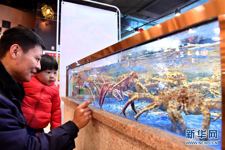 （在習(xí)近平新時代中國特色社會主義思想指引下&middot;將改革開放進行到底&middot;大國之約）（新華全媒頭條&middot;圖文互動）（7）潮起東方浪涌時&mdash;&mdash;來自對外開放前沿的時代強音