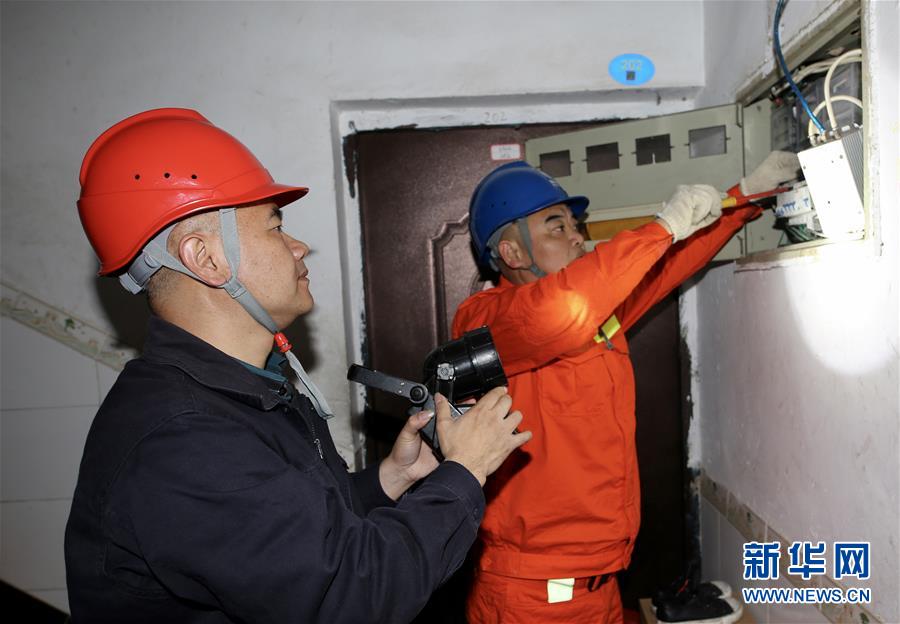 （新春走基層&middot;圖文互動）（1）老楊20多年除夕夜的堅守