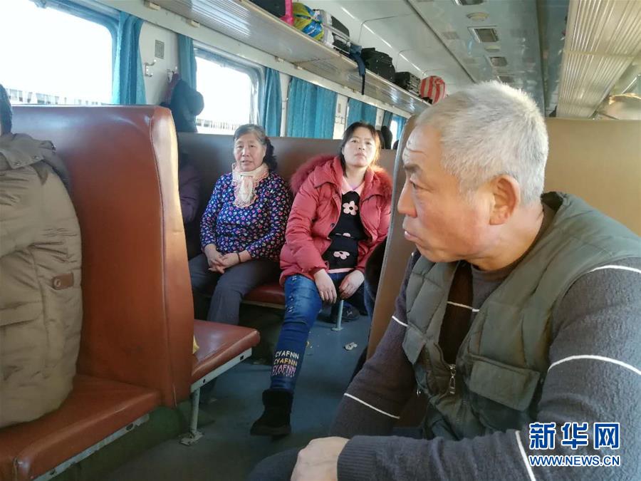 （新春走基層&middot;圖文互動）（2）變的是時間，不變的是溫情&mdash;&mdash;開往小興安嶺深處的幸福&ldquo;慢火車&rdquo;