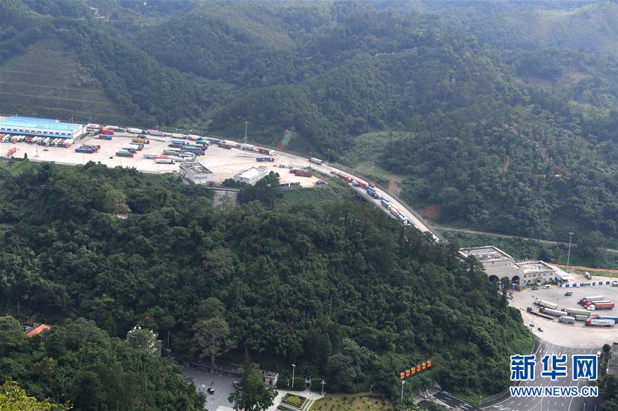 （兩會前夕看落實&middot;圖文互動）（4）開放合作走活發(fā)展&ldquo;新棋局&rdquo;－－廣西落實習(xí)近平總書記全國兩會重要講話精神紀實