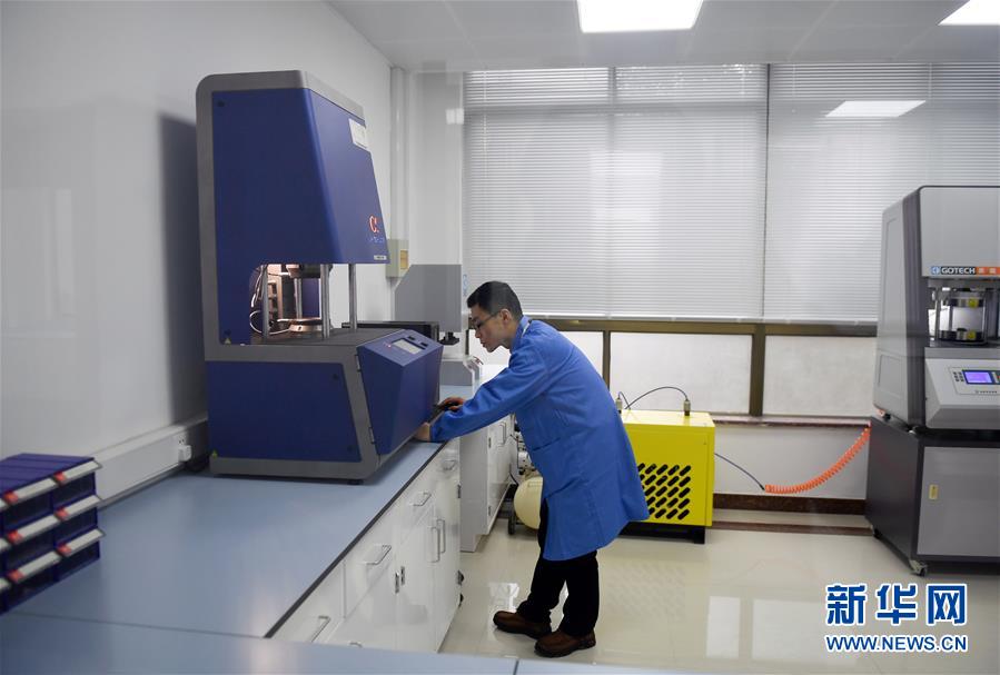 (新華全媒頭條·圖文互動)(4)沖寒先已笑東風——新春浙江民營企業(yè)走訪實錄