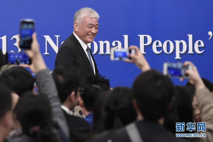 （兩會&middot;XHDW）（7）科技部部長王志剛等就&ldquo;加快建設創(chuàng)新型國家&rdquo;答記者問