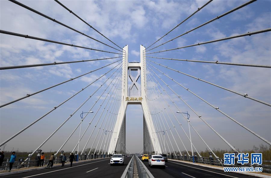 (在習(xí)近平新時代中國特色社會主義思想指引下——新時代新作為新篇章·圖文互動)(5)梗阻的“血脈”通了 彼此的心拉近了——京津冀“斷頭路”打通記