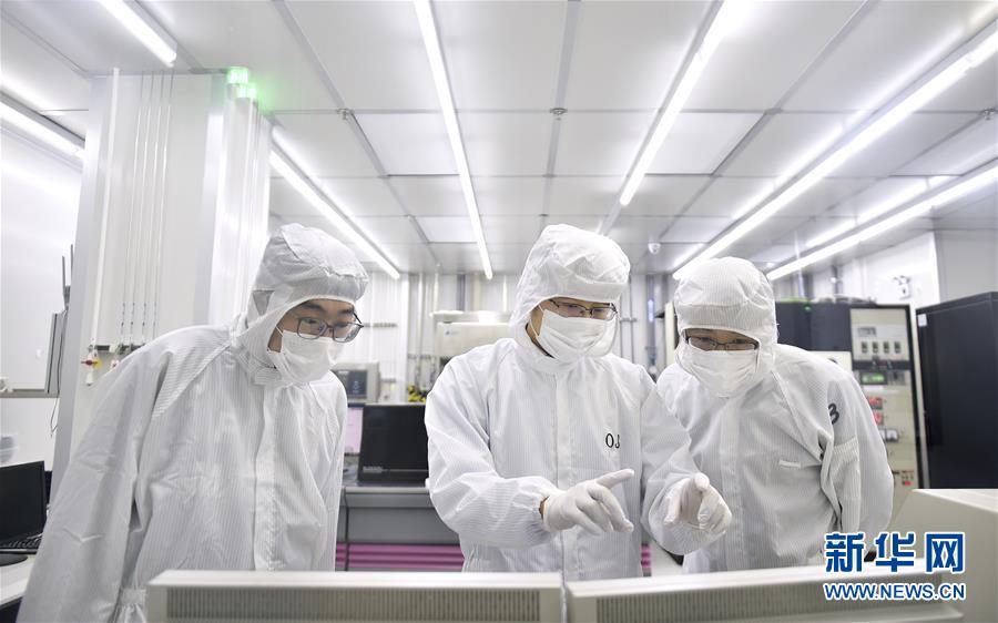 (愛(ài)國(guó)情 奮斗者·圖文互動(dòng))(3)擁抱“中國(guó)機(jī)遇” 實(shí)現(xiàn)人生價(jià)值——三博士歸國(guó)創(chuàng)業(yè)記