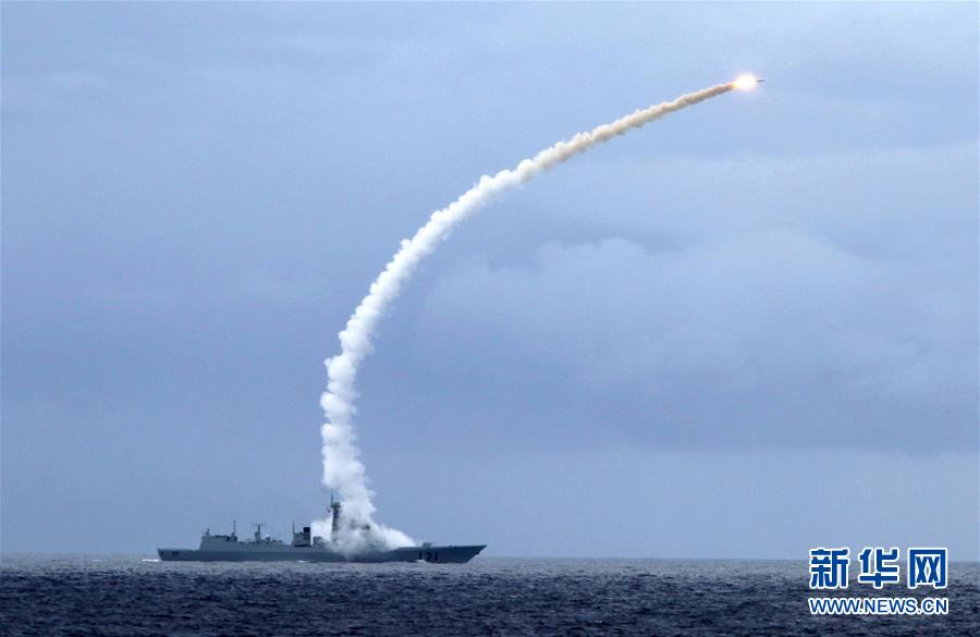 （新華全媒頭條&middot;人民海軍70年&middot;圖文互動(dòng)）（4）向海圖強(qiáng)春潮涌&mdash;&mdash;黨中央、中央軍委和習(xí)主席關(guān)心人民海軍建設(shè)發(fā)展紀(jì)實(shí)