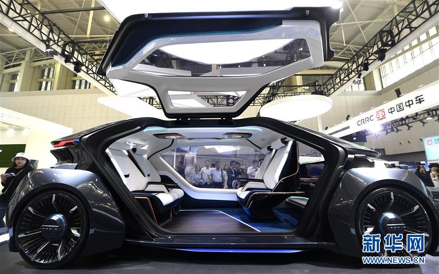 （新華全媒頭條&middot;圖文互動）（2）擁抱智能新時代：世界智能大會釋放了哪些新信號？