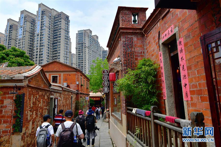 (新華全媒頭條·圖文互動(dòng))(3)文明之光照亮復(fù)興之路——以習(xí)近平同志為核心的黨中央關(guān)心文化和自然遺產(chǎn)保護(hù)工作紀(jì)實(shí)