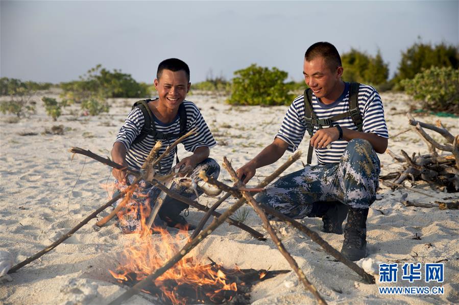 （壯麗70年&middot;奮斗新時代&middot;新華全媒頭條&middot;圖文互動）（10）&ldquo;你在我的航程上，我在你的視線里&rdquo;&mdash;&mdash;走進海軍西沙中建島官兵的五彩世界