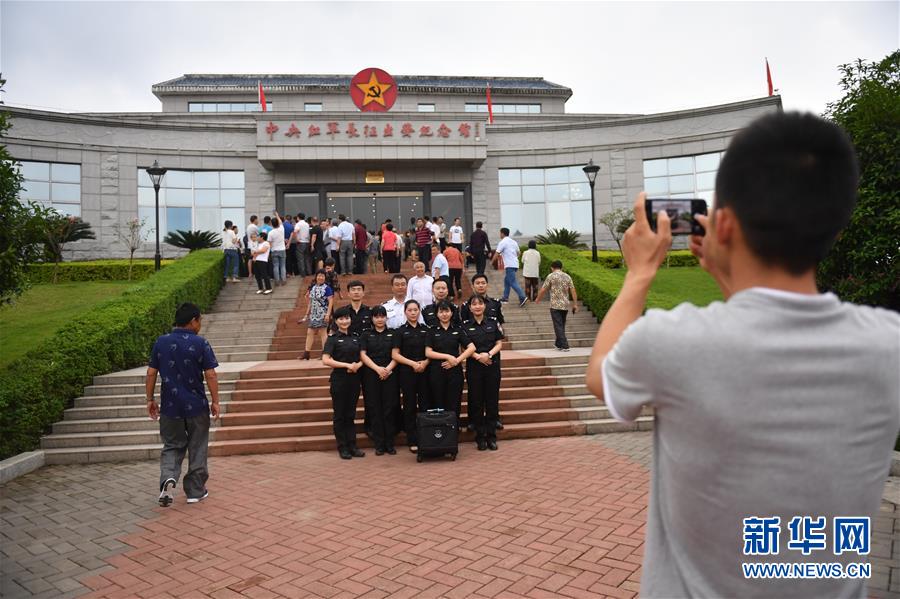 （新華全媒頭條&middot;壯麗70年&middot;奮斗新時代&mdash;&mdash;記者再走長征路&middot;圖文互動）（4）跨越&ldquo;第一渡&rdquo;　長征出發(fā)地&ldquo;換了人間&rdquo;