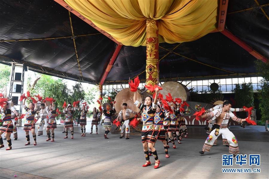 （圖文互動(dòng)）（2）從&ldquo;最后定族&rdquo;到&ldquo;率先脫貧&rdquo;&mdash;&mdash;我國第56個(gè)民族基諾族脫貧記事